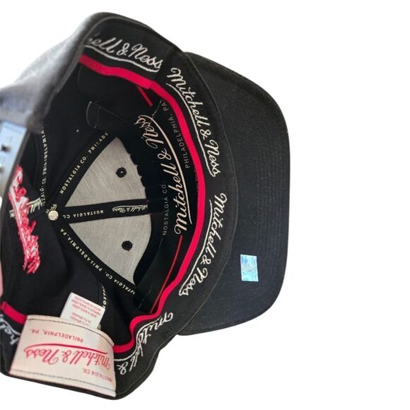 Mitchell & Ness Black Red NBA Philadelphia 76ers Double Triple Classic S… - Picture 5 of 6